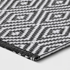 Diamond Check Indoor/Outdoor Rug - Room Essentials™ -Room Essentials Shop GUEST ee6ed4e6 522b 45a4 817b 0fdcbd433976
